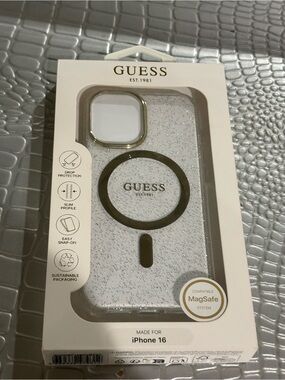 GUESS White Glitter MagSafe iPhone 16 Case with Gold Accents